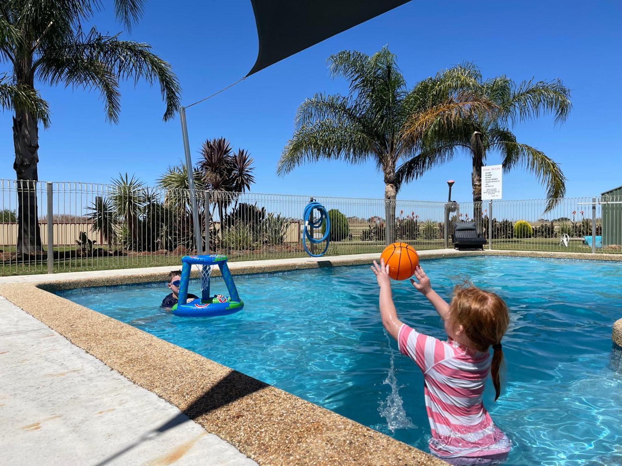 Kerang Holiday Park Exterior foto